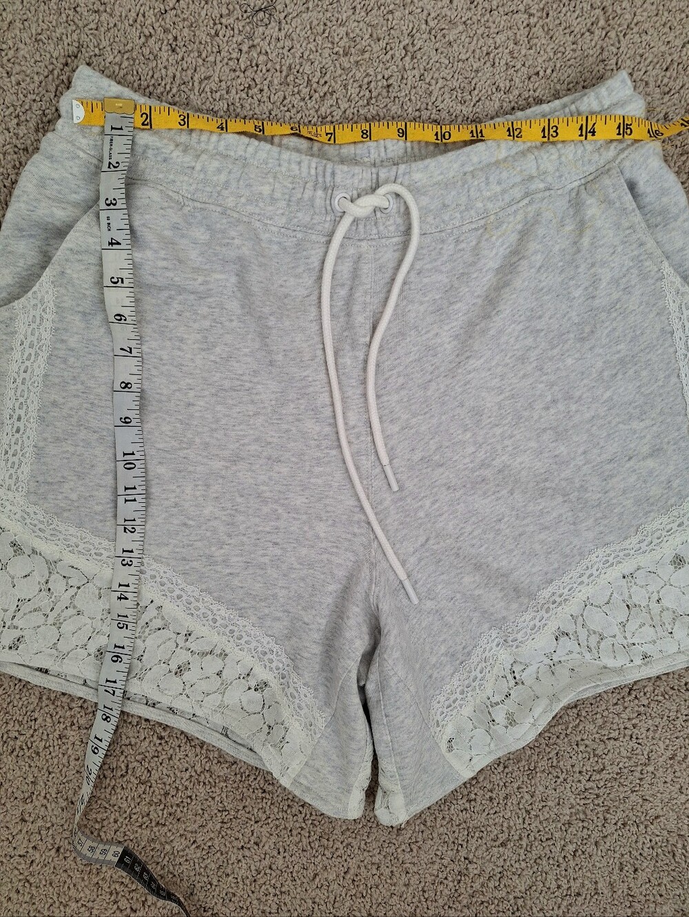Daily Practice Lace Guard Light Heather Grey Buttery Soft Sweat Shorts Medium - Picture 8 of 13